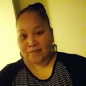 Meet your Posher, Raena